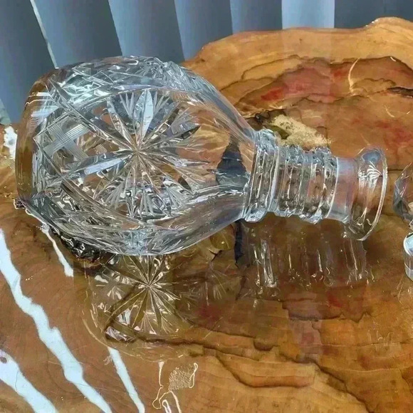 Vintage Cut Crystal  Decanter with stopper - Picture 10 of 16